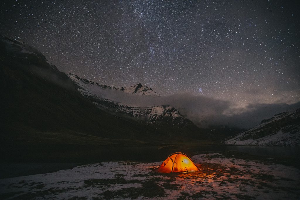 Mes conseils pour acheter votre première tente de bivouac, un comparatif avec des marques professionnelles. crédit photo : Clara Ferrand - blog Wildroad