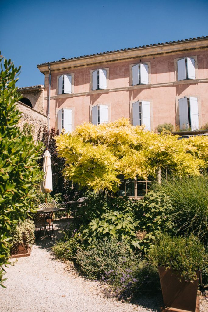 L'hôtel particulier de l'hébergement au Clair de la Plume. crédit photo : Clara Ferrand - blog Wildroad