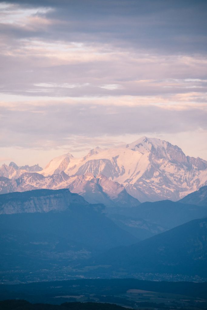 Vue sur le Mont)Blanc depuis le plateau du Retord. crédit photo : Clara Ferrand - blog Wildroad