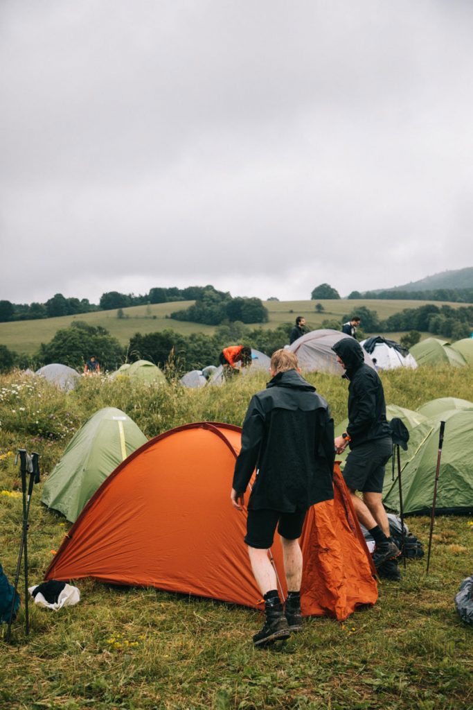 Le village bivouac de la Mad Jacques en trek dans le Buggy. crédit photo : Clara Ferrand - blog Wildroad