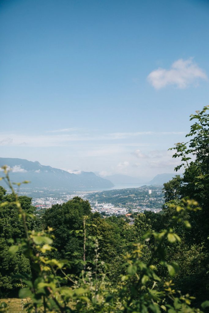 Point de vue sur le lac du Bourget en Savoie à Chambery. crédit photo : Clara Ferrand - blog Wildroad