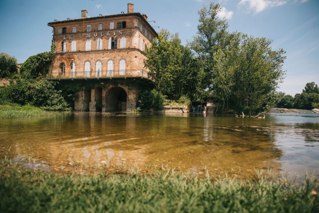 Le moulin de la plage d'Ardus dans le grand Montauban. crédit photo : Clara Ferrand - blog Wildroad