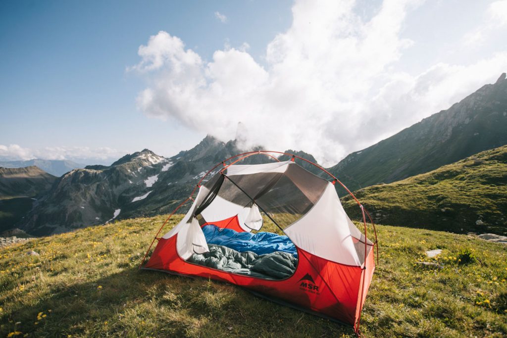 Que prendre en bivouac pour camper en montagne en Savoie. crédit photo : Clara Ferrand - blog Wildroad