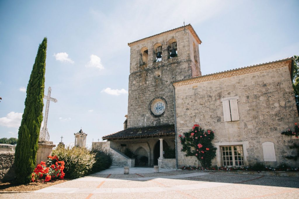 L'église de Gasques au départ de la randonnée du circuit des Vallons. crédit photo : Clara Ferrand - blog Wildroad