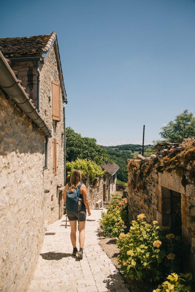Le village de Lacapelle Livron dans le Tarn et Garonne. crédit photo : Clara Ferrand - blog Wildroad