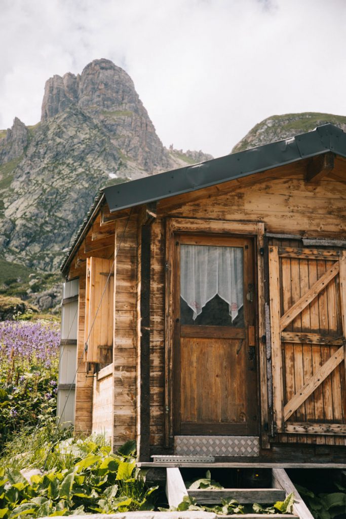 Dormir au refuge de la Balle dans le Beaufortain. crédit photo : Clara Ferrand - blog WIldroad