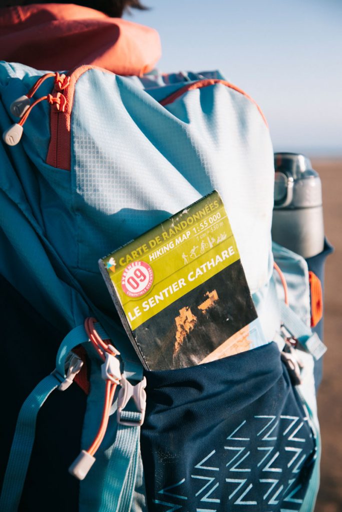 La carte IGN du sentier cathare pour préparer sa randonnée itinérante. Crédit photo : Clara Ferrand - blog Wildroad