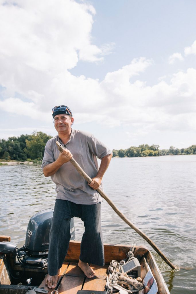 Bernard, le marin de la Loire. crédit photo : Clara Ferrand - blog Wildroad