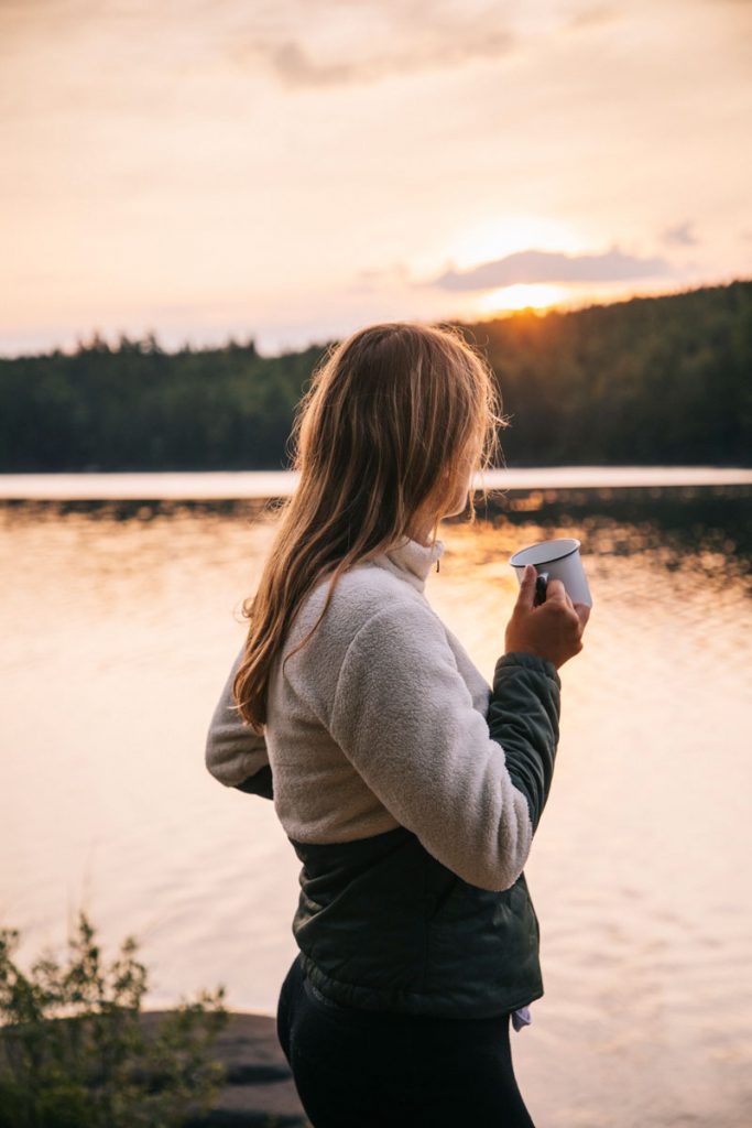 Lever de soleil sur les lacs. crédit photo : Clara Ferrand - blog Wildroad