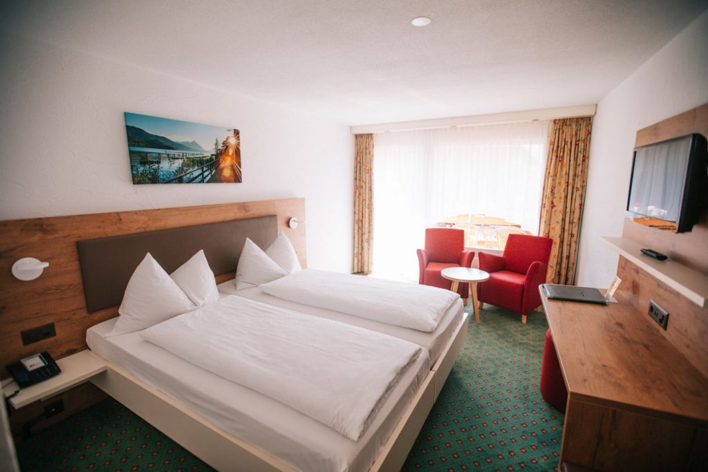 Hôtel Chalet Suisse, une hébergement typique des Alpes Suisse à Interlaken. crédit photo : Clara Ferrand - blog Wildroad