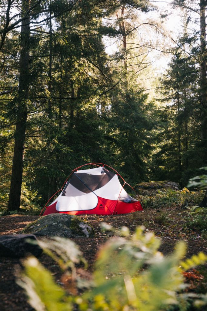 Comment installer son bivouac en plein nature. crédit photo : Clara Ferrand -blog Wildroad