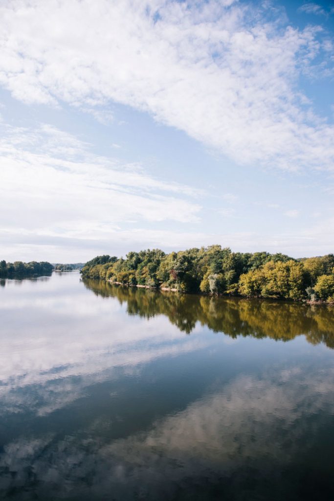 La Loire, un fleuve sauvage en France à découvrir à vélo. crédit photo : Clara Ferrand - blog Wildroad