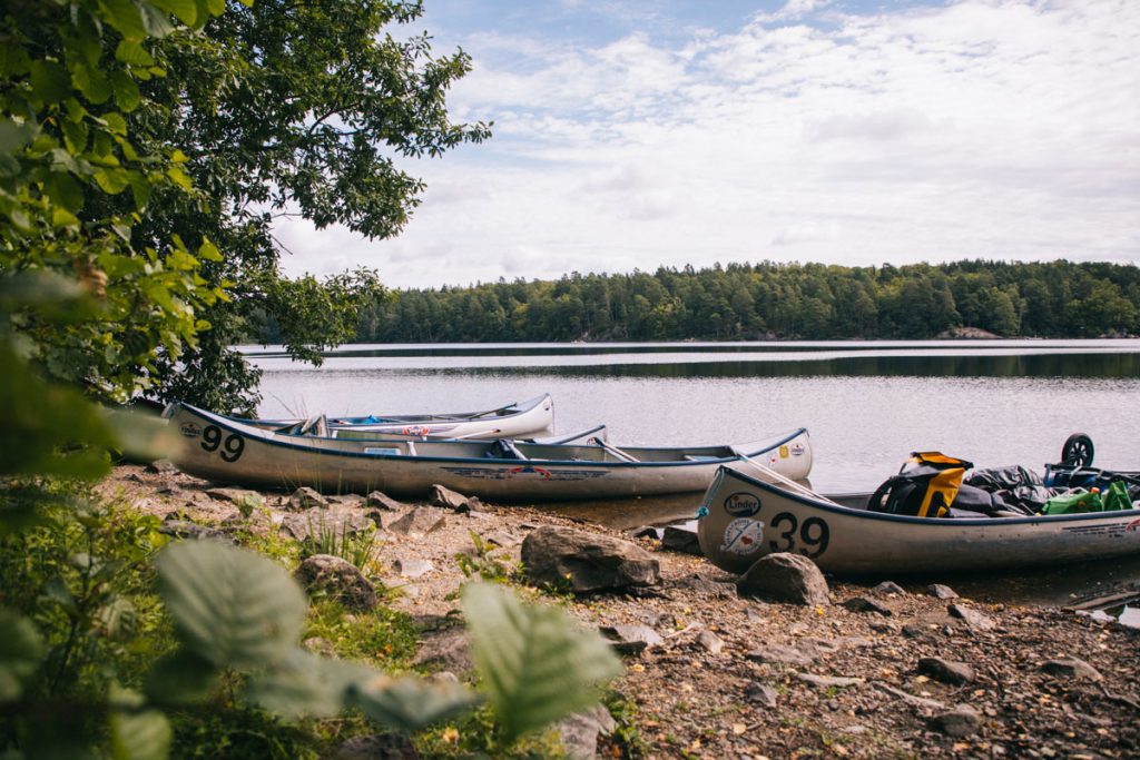 Partir entre amis en canoë trip. crédit photo : clara Ferrand - blog Wildroad
