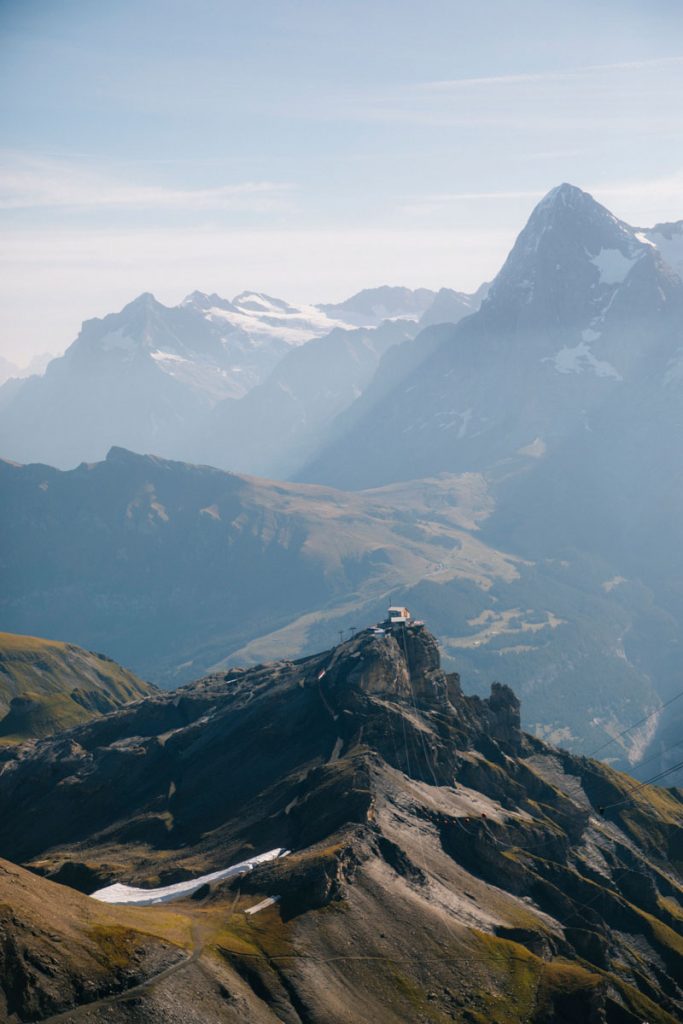 Le téléphérique de Schilthorn pour accéder au panorama sur les Alpes Suisses. crédit photo : Clara Ferrand - blog Wildroad
