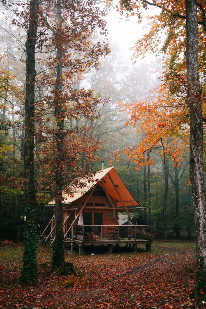Dormir dans une cabane dans les Bois autour de Paris dans le Perche. crédit photo: Clara Ferrand - blog Wildroad