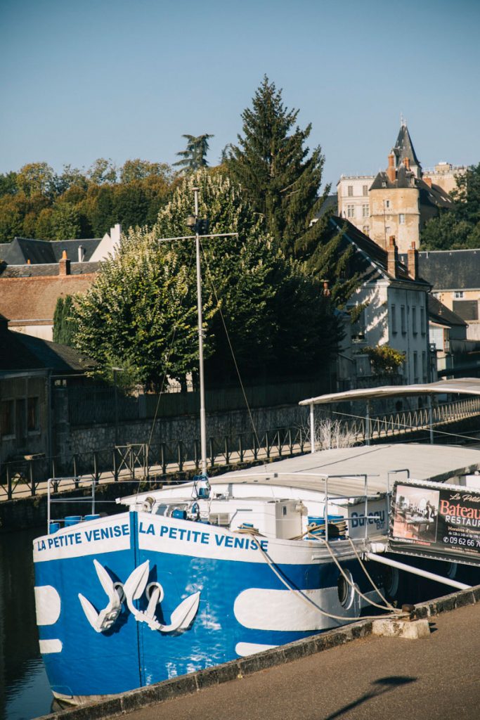 Visiter la ville de Montargis dans le Loiret. crédit photo : Clara Ferrand - blog WIldroad