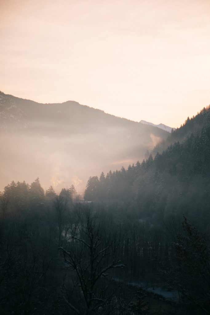 Hébergement insolite en Haute Savoie pour un séjour en hiver autour d'Annecy. crédit photo : Clara Ferrand - blog Wildroad