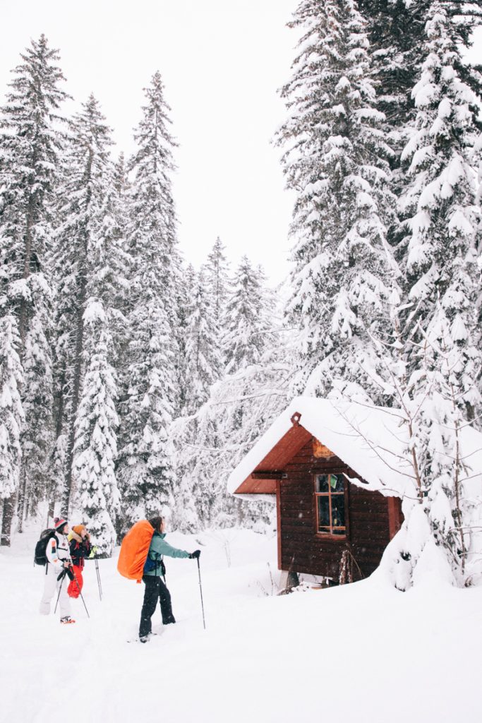 Les plus belles cabanes non gardée du jura suisse. crédit photo : Clara Ferrand - blog Wildroad