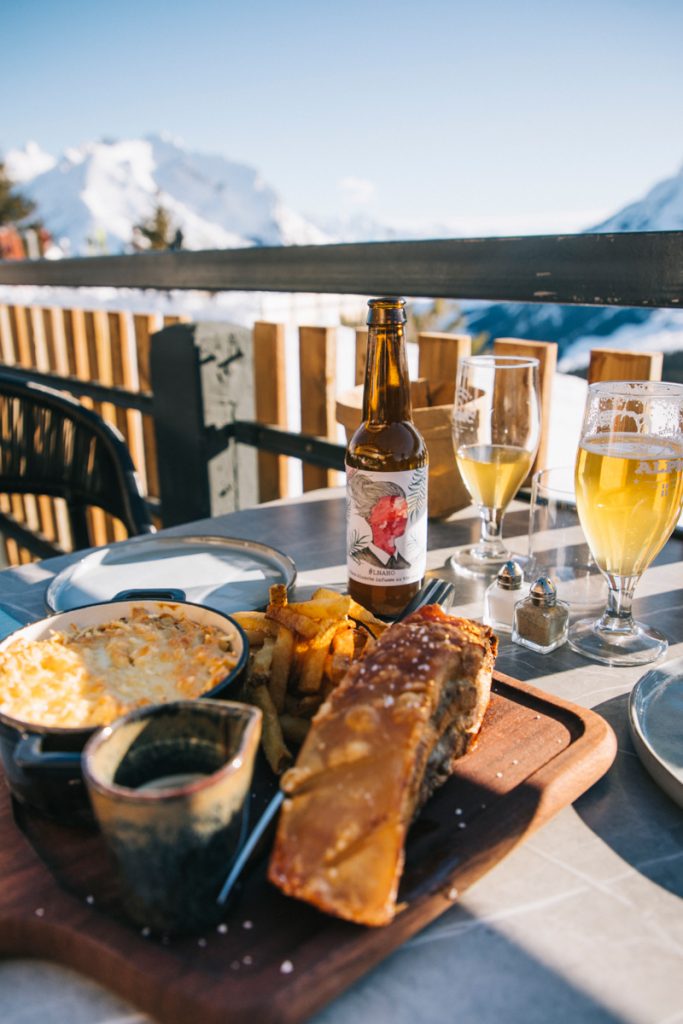 Le restaurant d'altitude le 1647 sur le plateau de Beauregard. crédit photo : Clara Ferrand - blog Wildroad