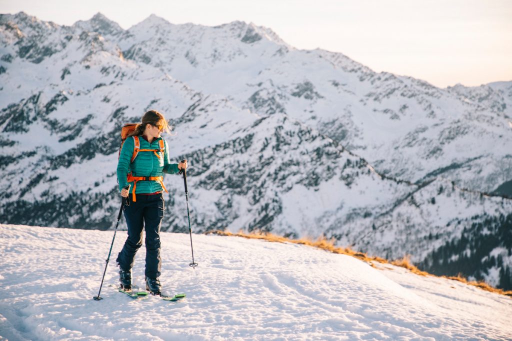 Louer du materiel de ski de randonnée pour faire le bon choix avant d'acheter. crédit photo : Clara Ferrand - blog Wildroad