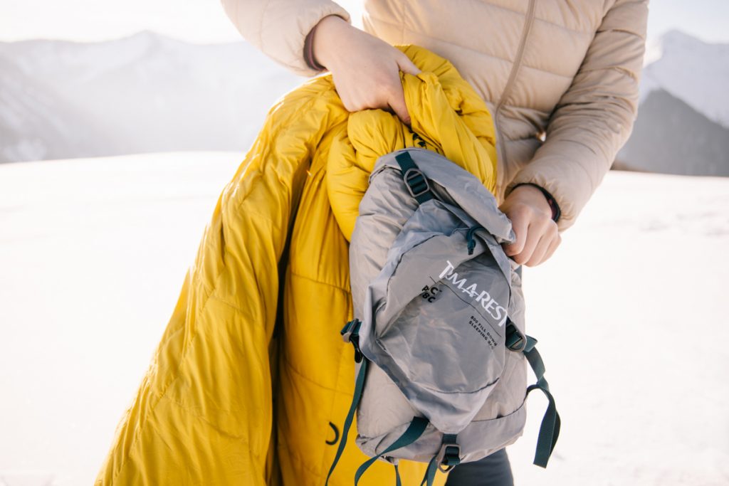 Comment bien ranger son sac de couchage pour ne pas l'abimer. crédit photo : Clara Ferrand - blog Wildroad