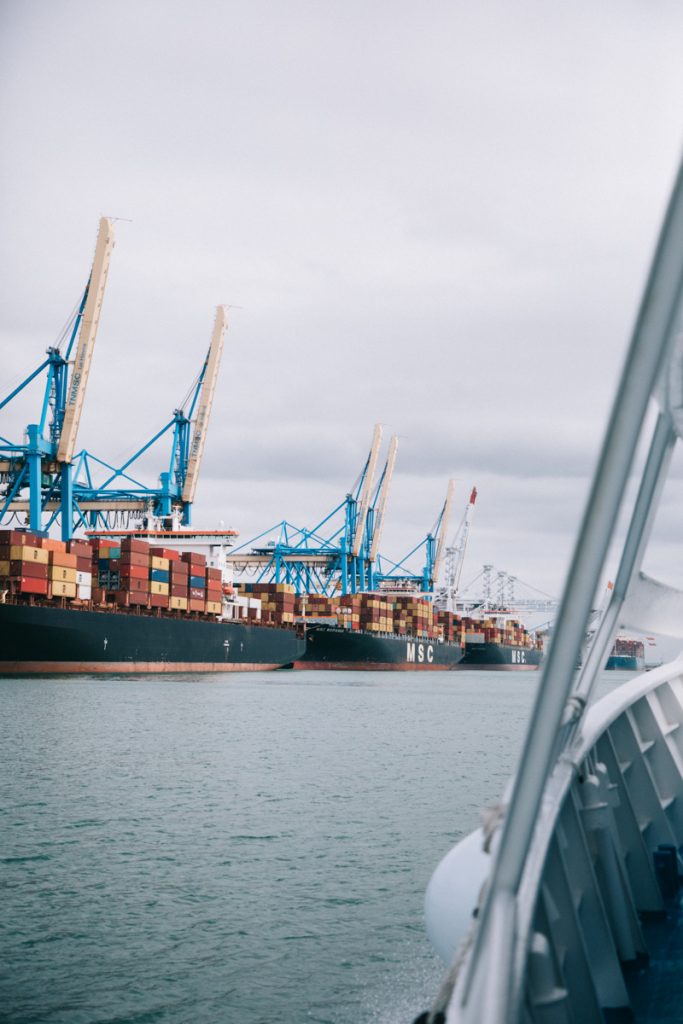 Sortie dans le port du Havre pour une visite commentée. crédit photo : Clara Ferrand - blog Wildroad