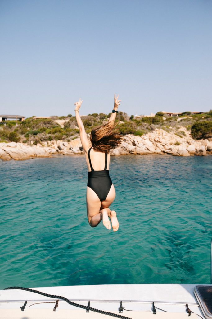 Que prendre pour une excursion à la journée en bateau en Corse. crédit photo : Clara Ferrand - blog Wildroad