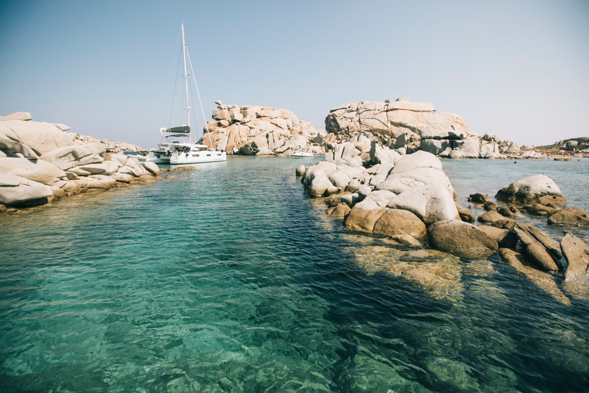 Visiter les Iles Lavezzi à la journée depuis Bonifacio. crédit photo : Clara Ferrand - blog WIldroad