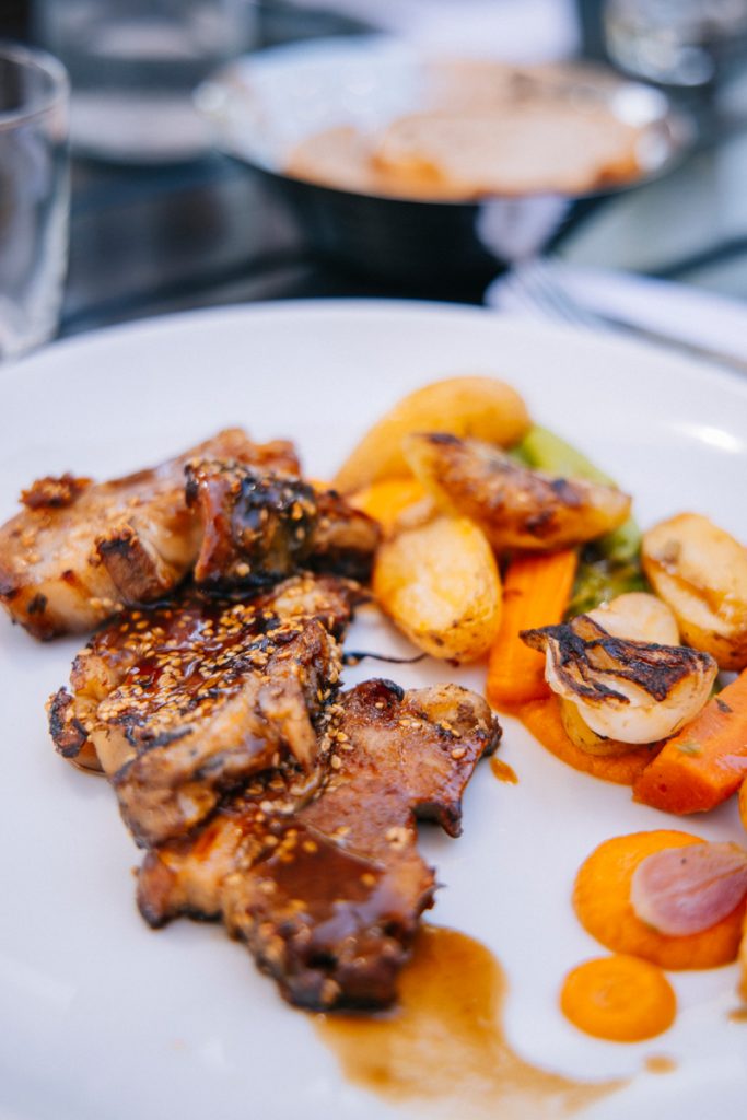 Les restaurants à Siallains. crédit photo : Clara Ferrand - blog Wildroad