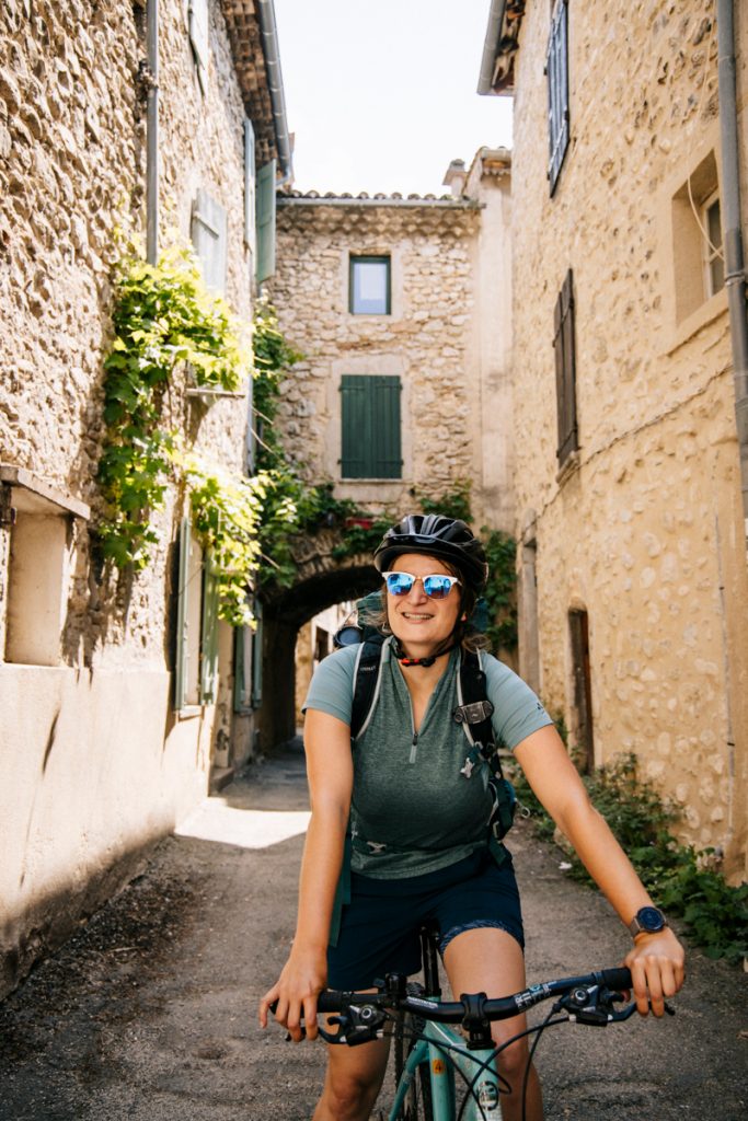 Les itinéraire sà vélo à faire pendant un week-end dans la Drôme. crédit photo : Clara Ferrand - blog Wildroad