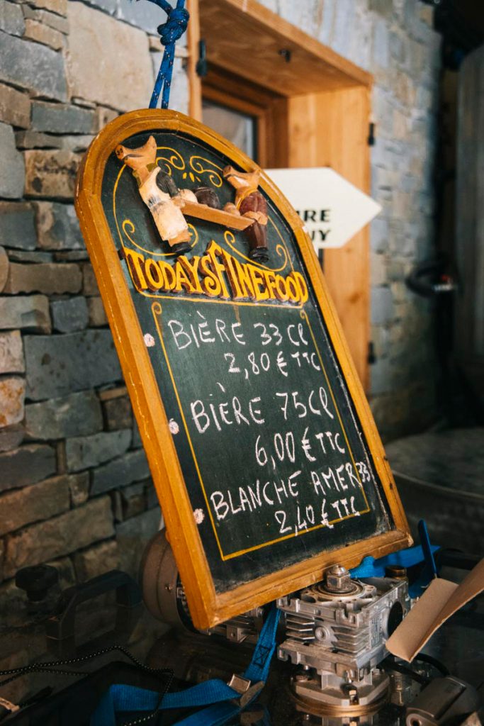 La brasserie artisanales interstellaire dans le Dévoluy. crédit photo : Clara Ferrand - blog Wildroad