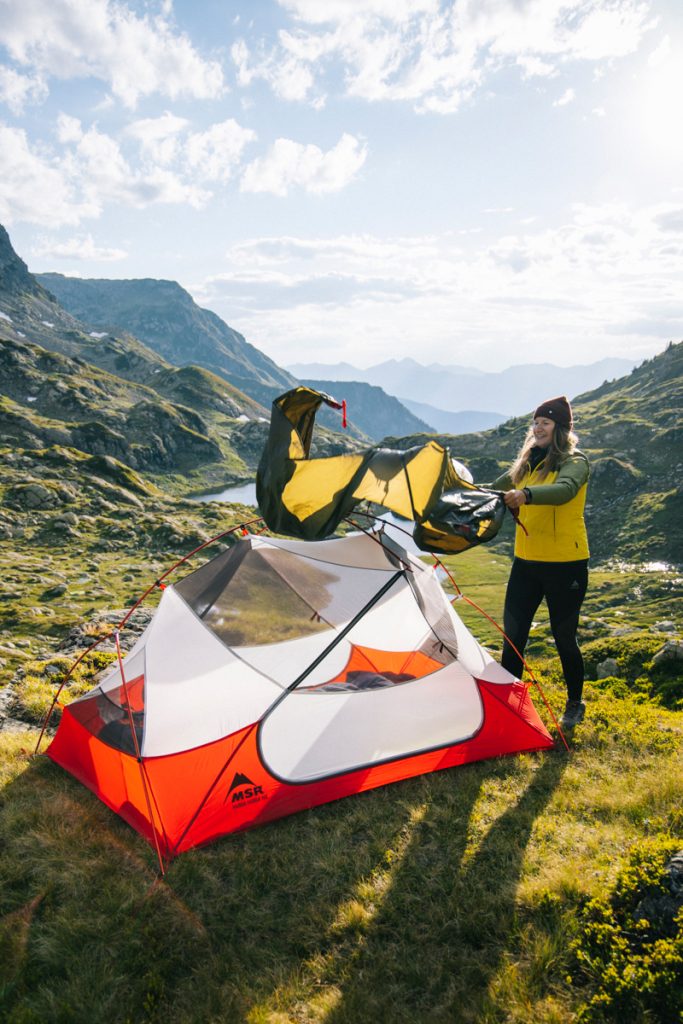 Location tente d bivouac chez les Petits Montagnards. crédit photo : Clara Ferrand - blog Wildroad