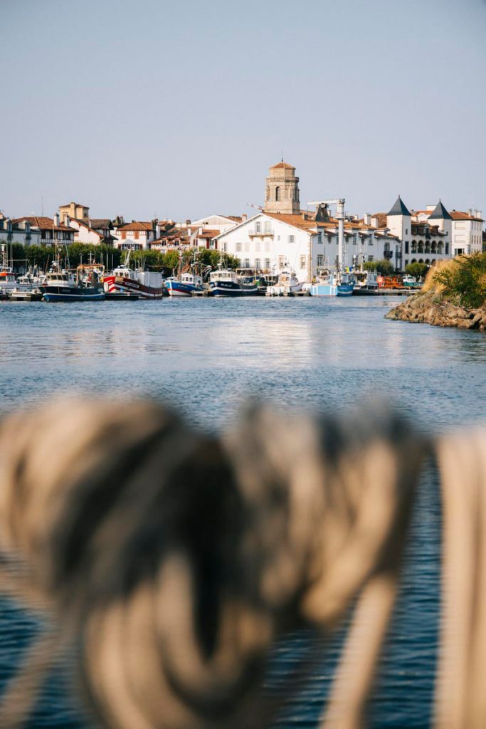 Le port de plaisance de Saint-jean-de-Luz. crédit photo : Clara Ferrand - blog Wildroad