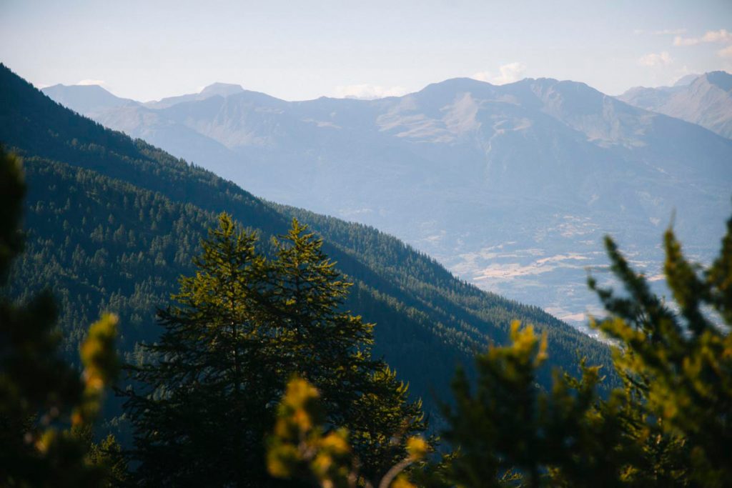 Randonnée dans les Alpes Françaises cet été aux Orres. crédit photo : Clara Ferrand - blog Wildroad