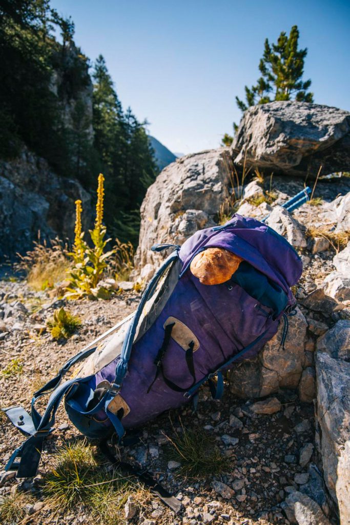 Sac à dos de bivouac pour un séjour dans les Hautes-Alpes. crédit photo : Clara Ferrand - blog Wildroad