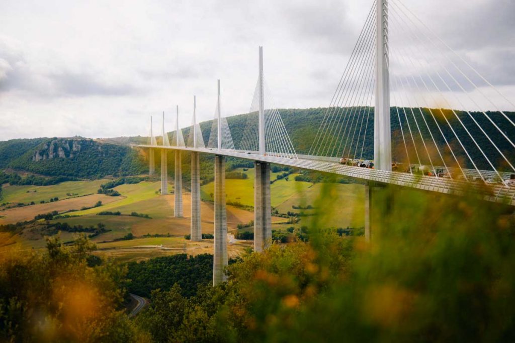 Le viaduc de Millau en Aveyron. crédit photo : Clara Ferrand - blog Wildroad