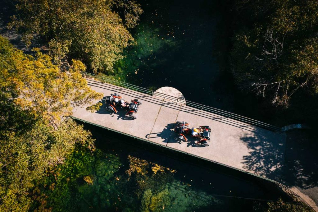 Balade en swincar, un véhicule électrique tout terrain. crédit photo : Clara Ferrand - blog Wildroad