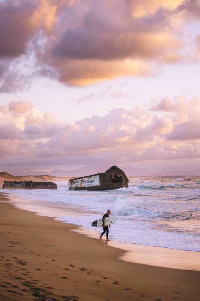 Coucher de soleil sur la plage de Santocha dans les Landes. crédit photo :Clara Ferrand - blog Wildroad