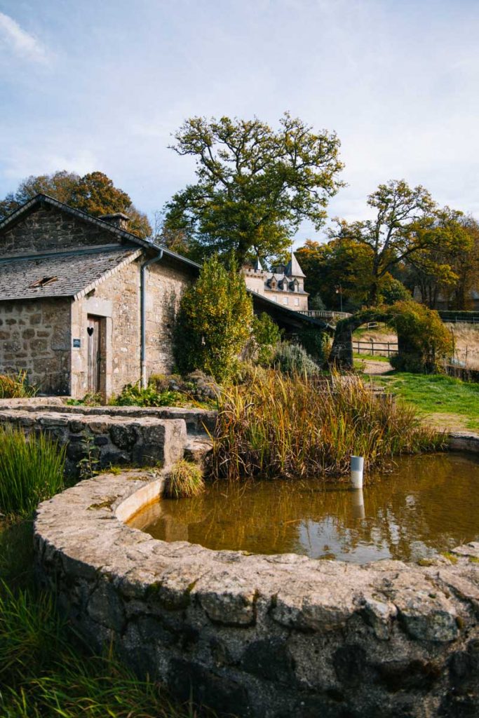 Le four à pain de l'île de Vassivière. crédit photo : Clara Ferrand - blog Wildroad