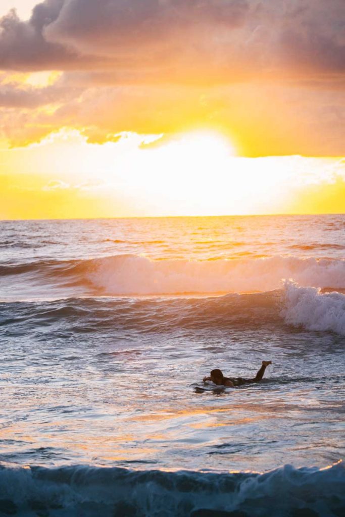 Faire du surf pendant une semaine sur la Côte Atlantique. crédit photo : Clara Ferrand - blog Wildroad