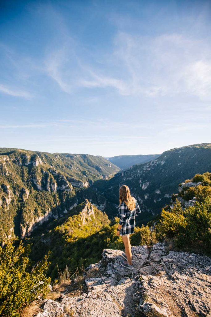 Point de vue sublime dans les Gorges du tarn. crédit photo : Clara Ferrand - blog Wildroad