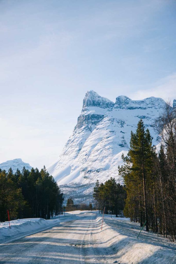 Les routes de Norvège en hiver : mes conseils pour louer et conduire. crédit photo : Clara Ferrand - blog Wildroad