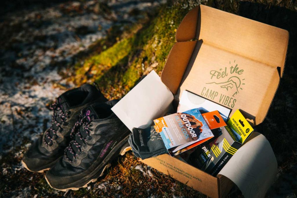 Conseils pour les débutants en randonnée et abonnement à la box Camp Vibes. crédit photo : Clara Ferrand - blog WIldroad