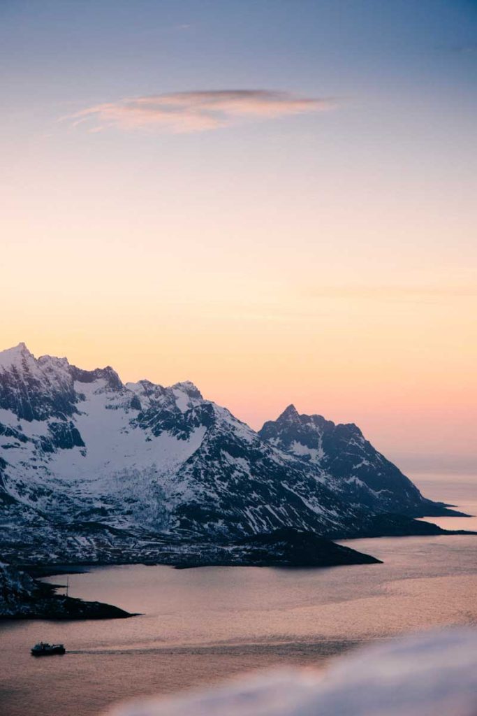 Découvrir l'île de Senja et le nord de la Norvège pendant un voyage en hiver. crédit photo : Clara Ferrand - blog Wildroad