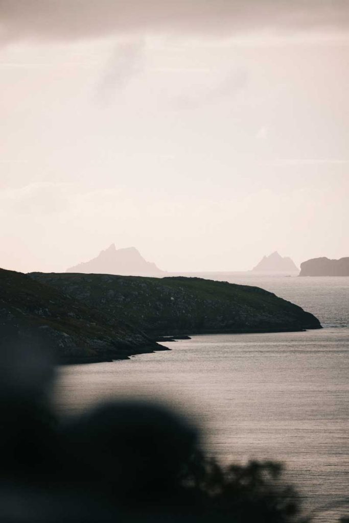 Les îles de Skelling Michael au bout du ring of Kerry. crédit photo : Clara Ferrand - blog Wildroad