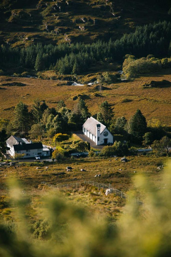 Eglise the lady of the valley et l'auberge de jenesse. crédit photo : Clara Ferrand - blog Wildroad
