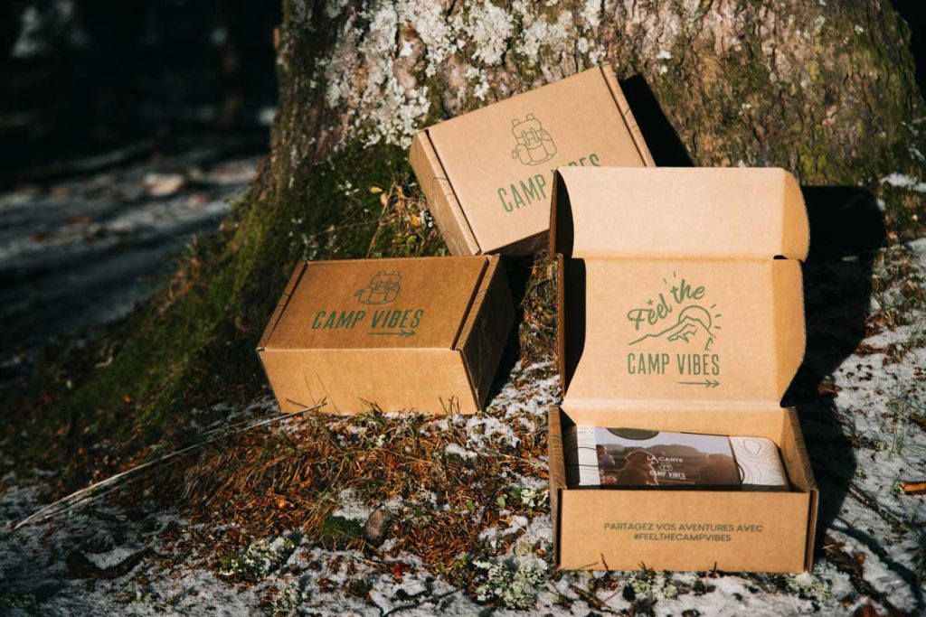 Les box de randonnée camp Vibes avec abonnement. crédit photo : Clara Ferrand - blog Wildroad