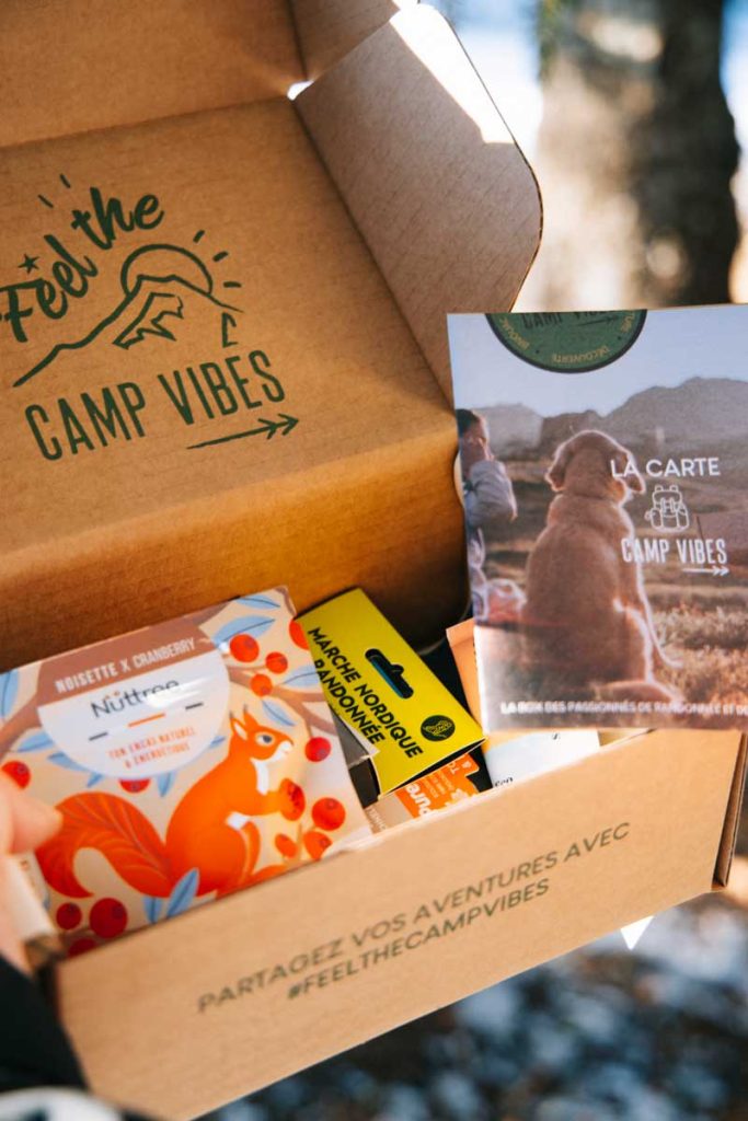 Les marques outdoors à découvrir dans la box de randonnée. crédit photo : Clara Ferrand - blog Wildroad