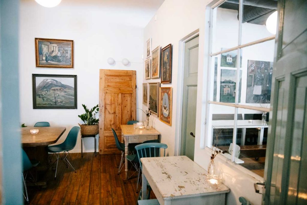 Le café Smortorget dans la ville de Tromso. crédit photo : clara Ferrand - blog Wildroad
