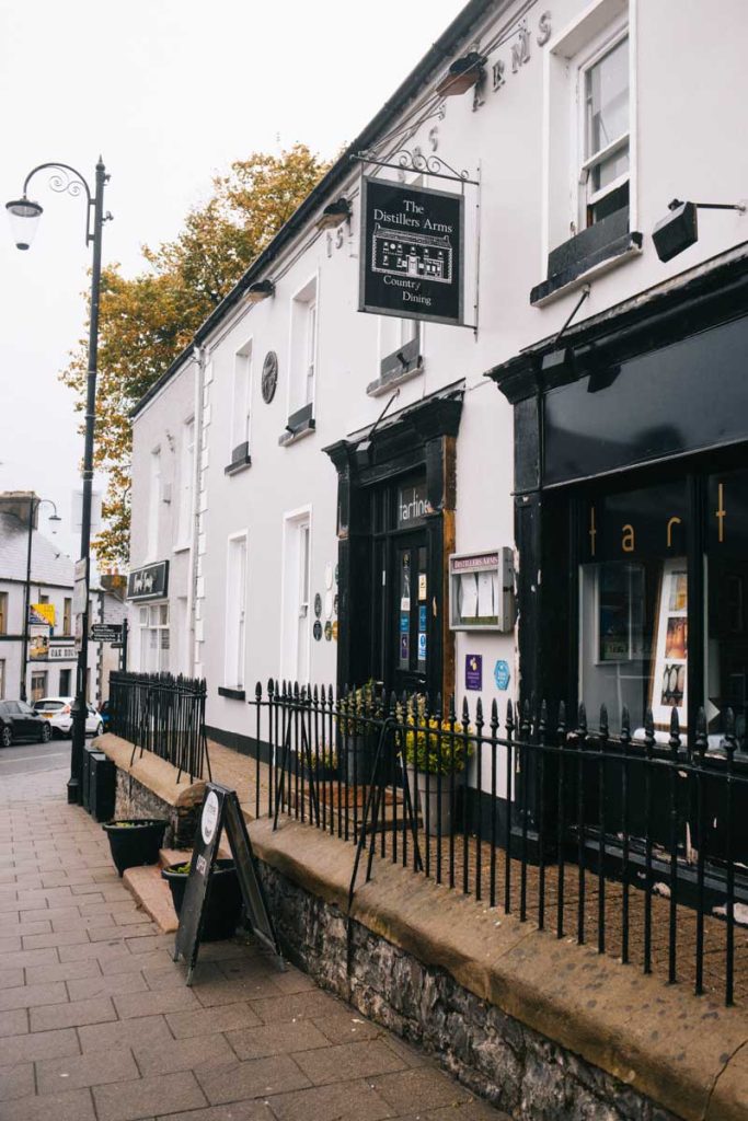 Restaurant dans la ville de Bushmills en Irlande du Nord. crédit photo : Clara Ferrand- blog Wildroad